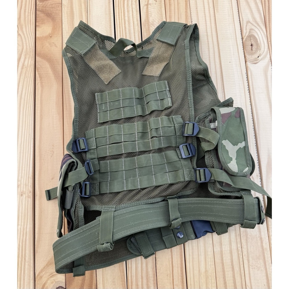 Military Green Tactical Vest - image 8